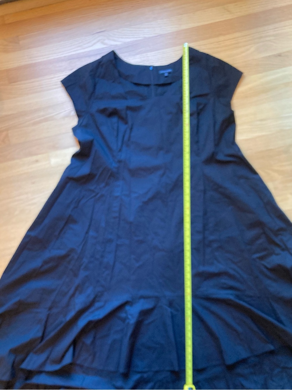 Universal Standard Black Cap-Sleeve A-Line Dress with Pockets - Large - Picture 5 of 8